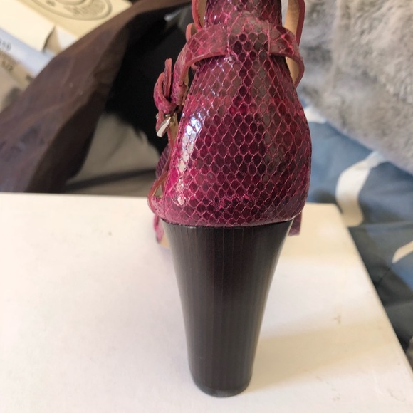 Via spiga pumps!! - Picture 4 of 5